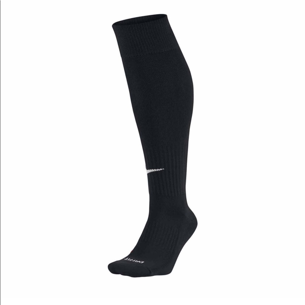 Nike Academy Cushioned Soccer Socks. Color black